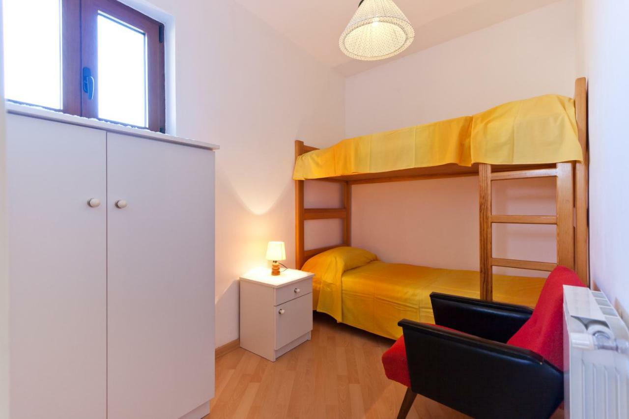 Apartments Redenta Tar-Vabriga ภายนอก รูปภาพ