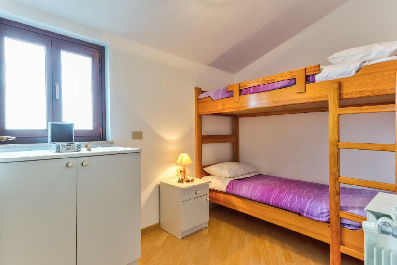 Apartments Redenta Tar-Vabriga ภายนอก รูปภาพ