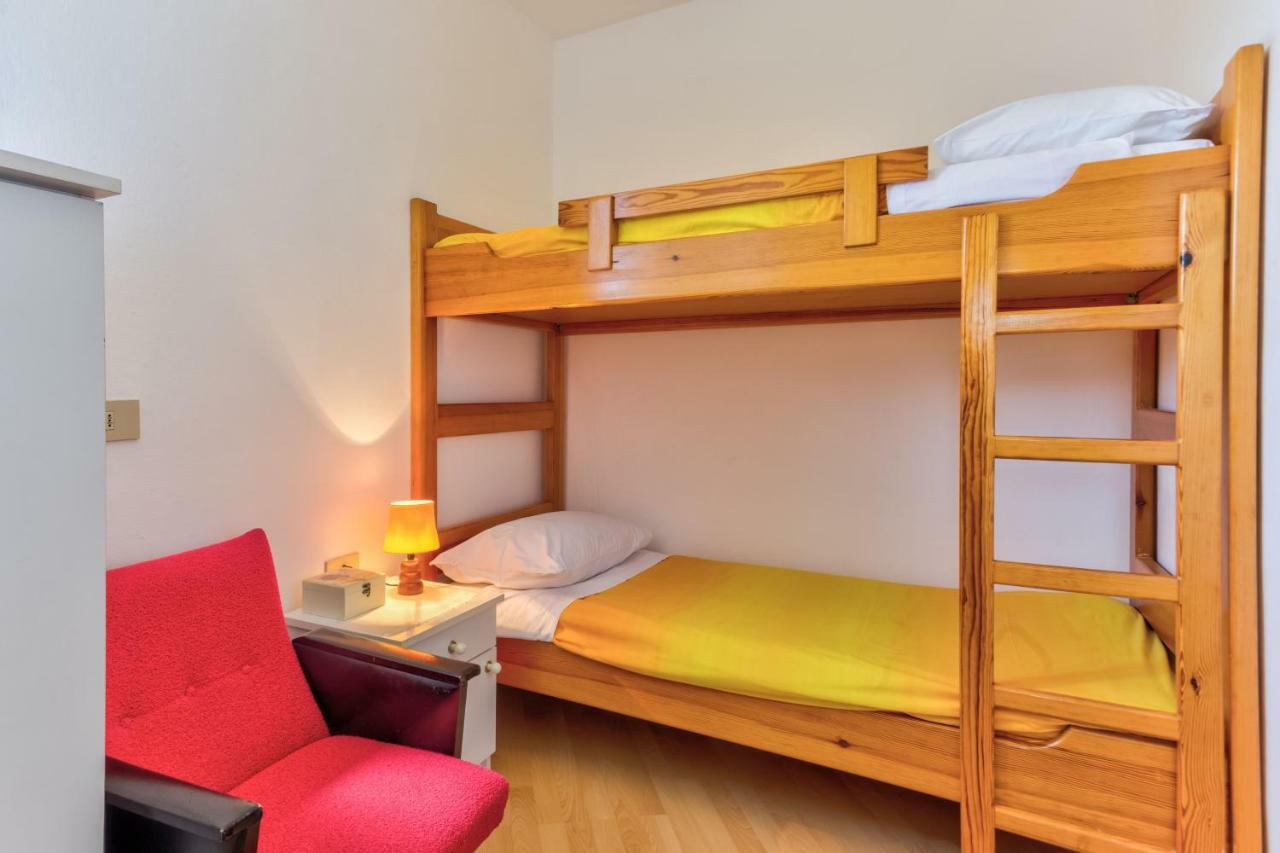 Apartments Redenta Tar-Vabriga ภายนอก รูปภาพ