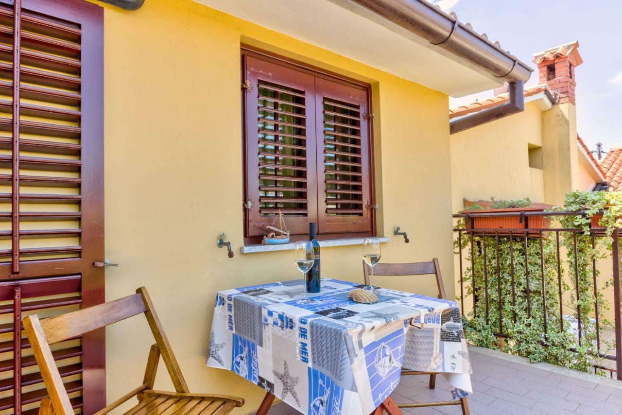 Apartments Redenta Tar-Vabriga ภายนอก รูปภาพ